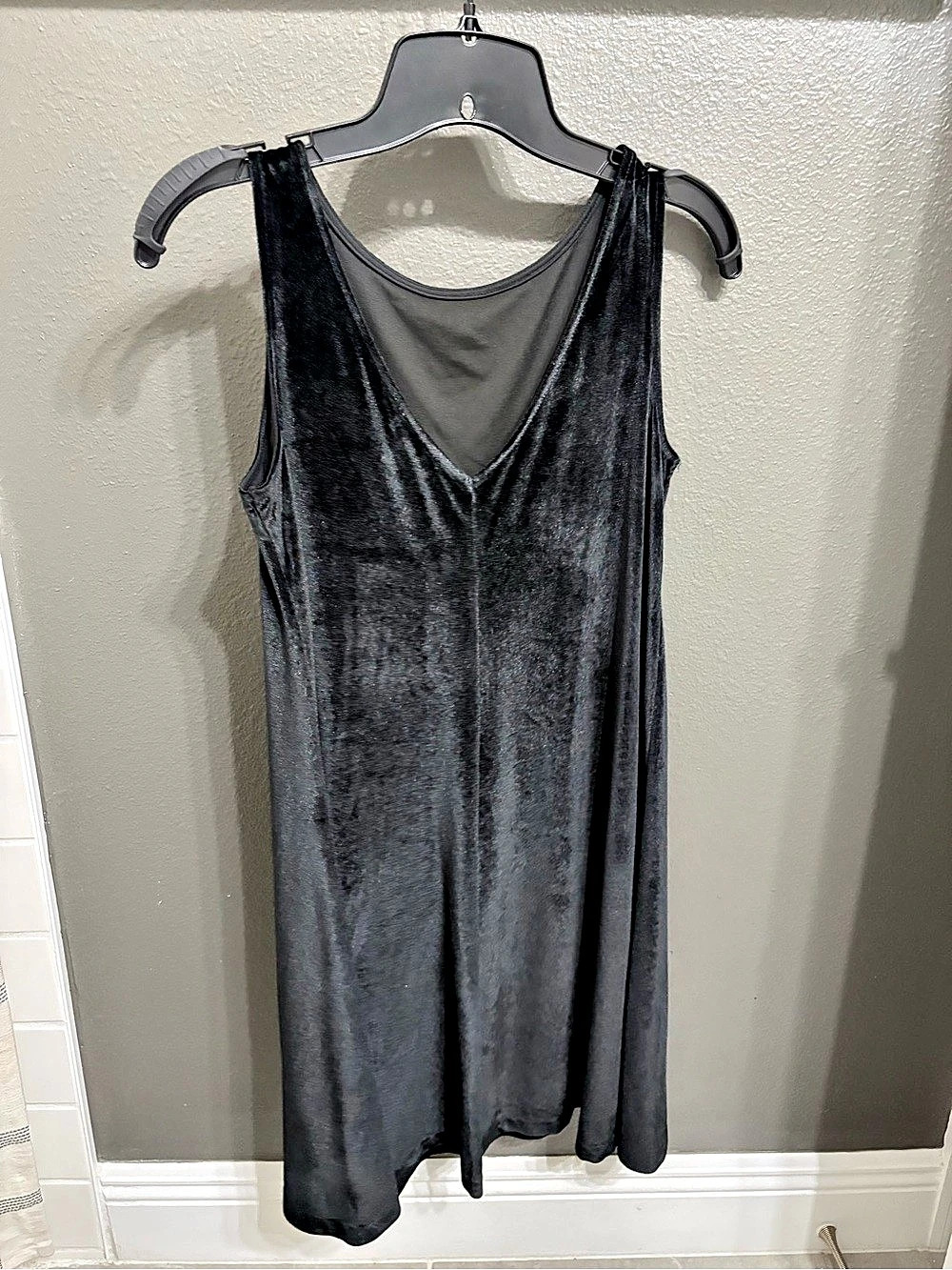 The Limited Black Velvet Midi Dress Size XS